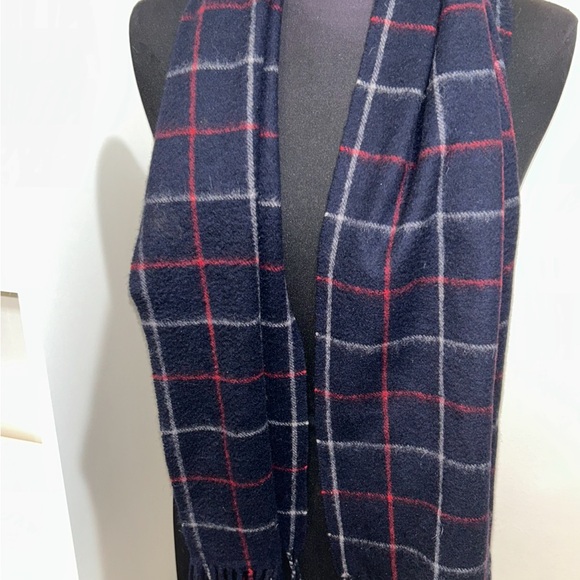 Burberry Navy Vintage Plaid Cashmere‎ Scarf - Picture 6 of 6